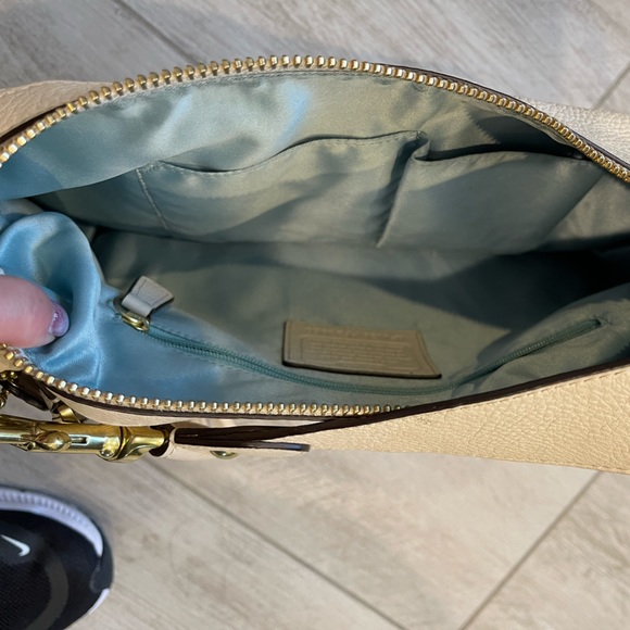 Coach Purse - Picture 3 of 4